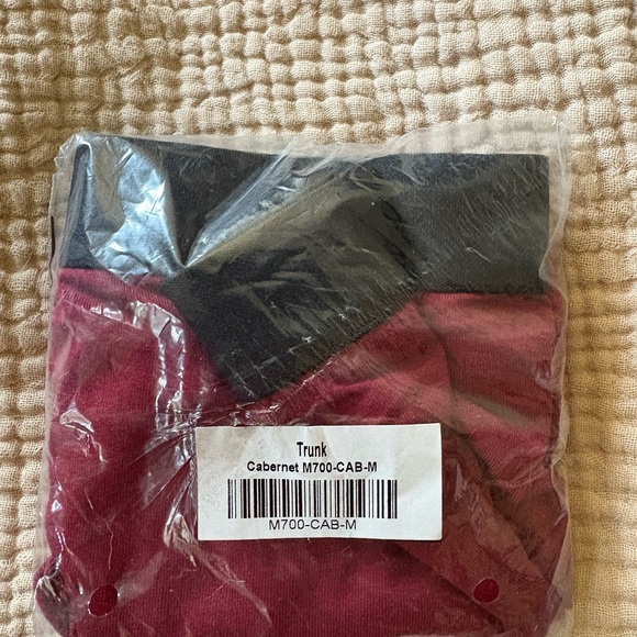 MeUndies NEW medium Men's Red trunks with packaging - Picture 3 of 3